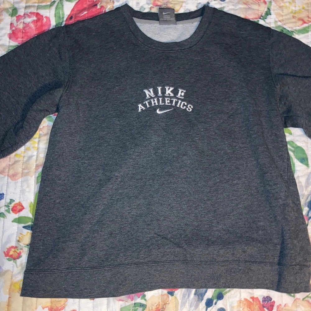 Nike pullover